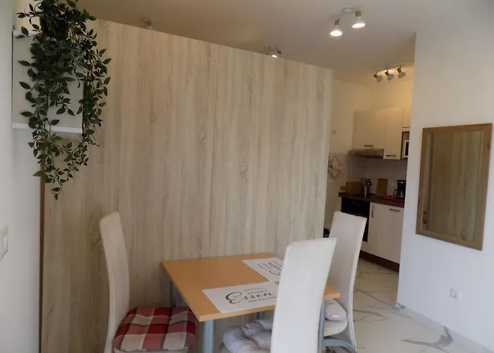 Leporiz Apartment *