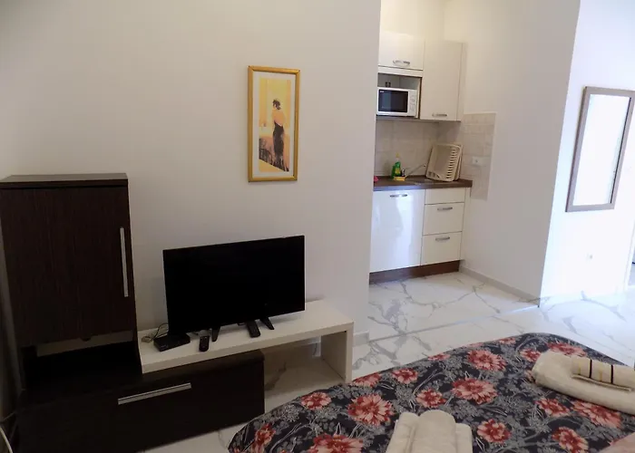 Leporiz Apartment